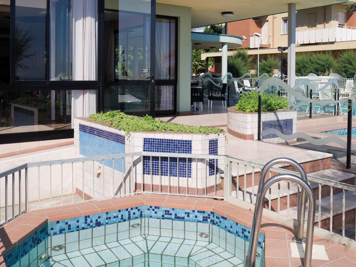 Hotel Universal Bellaria-Igea Marina Eksteriør bilde