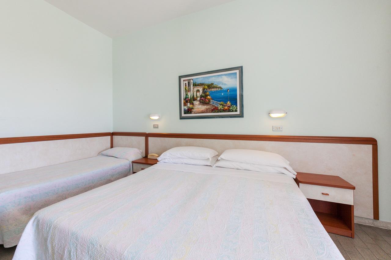 Hotel Universal Bellaria-Igea Marina Eksteriør bilde