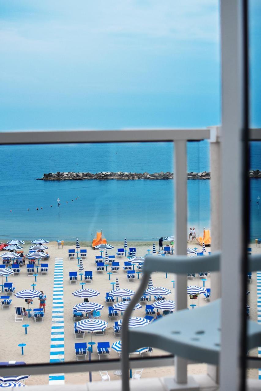 Hotel Universal Bellaria-Igea Marina Eksteriør bilde